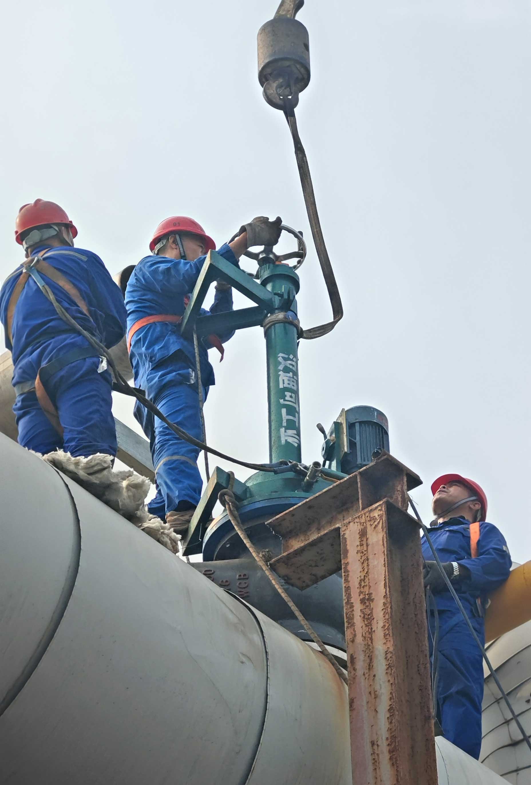 山東某生物科技公司成功完成碳鋼管線帶壓開孔工程(圖1) 圖片1.jpg